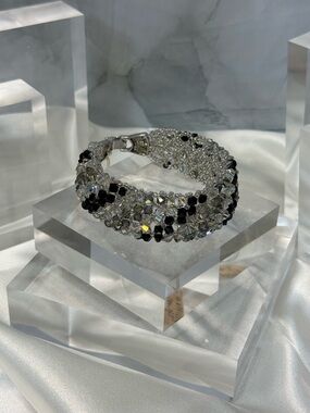 NWT Handmade Swarovski Crystal Woven Bead Bracelet Black Gray and Crystal AB